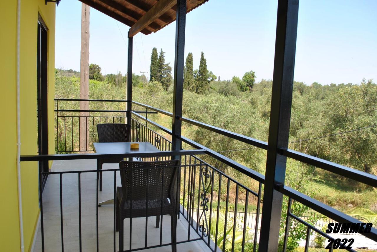 Palmyra Studios Kávos Exteriér fotografie