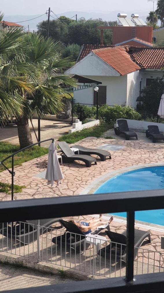 Palmyra Studios Kávos Exteriér fotografie